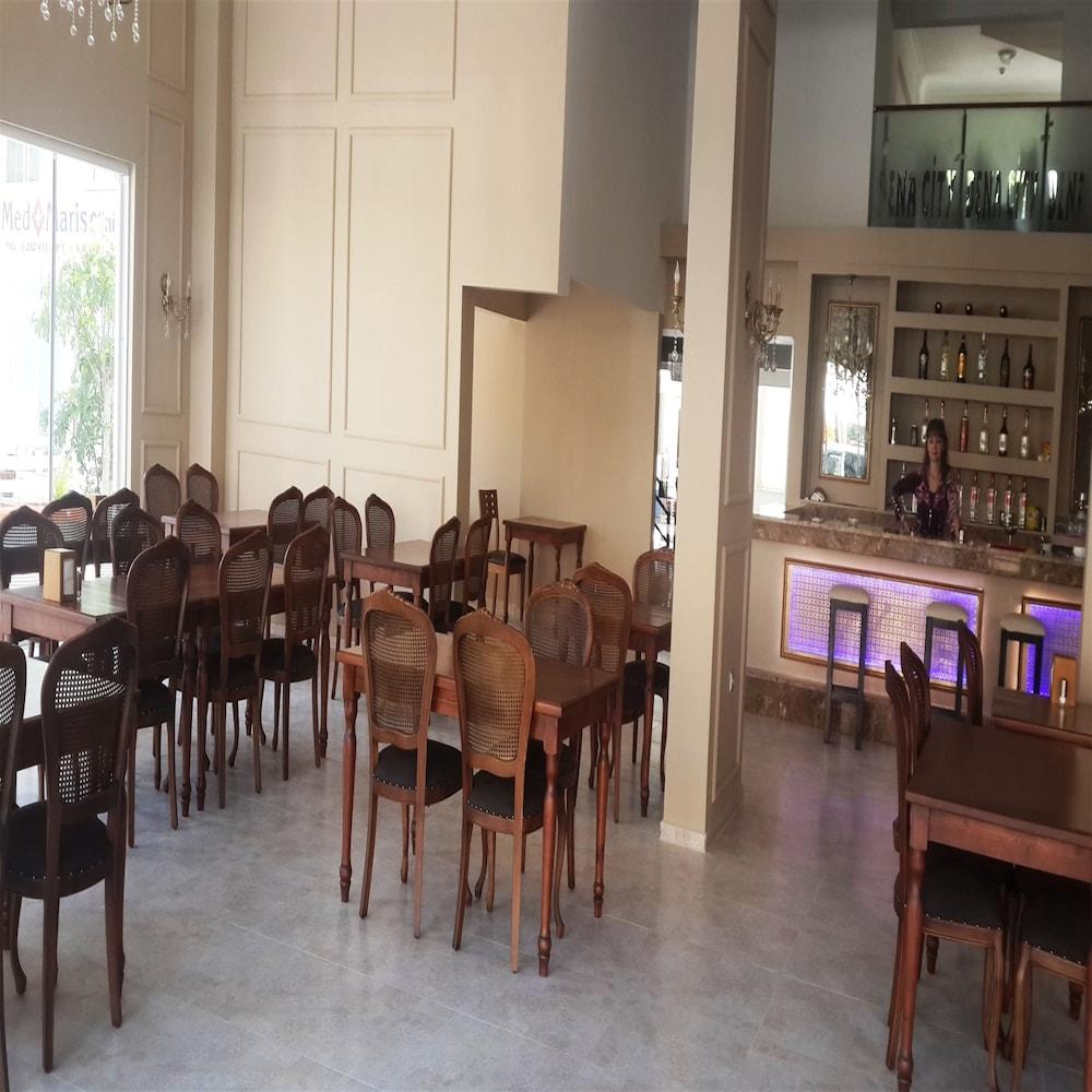 Hotel Almena