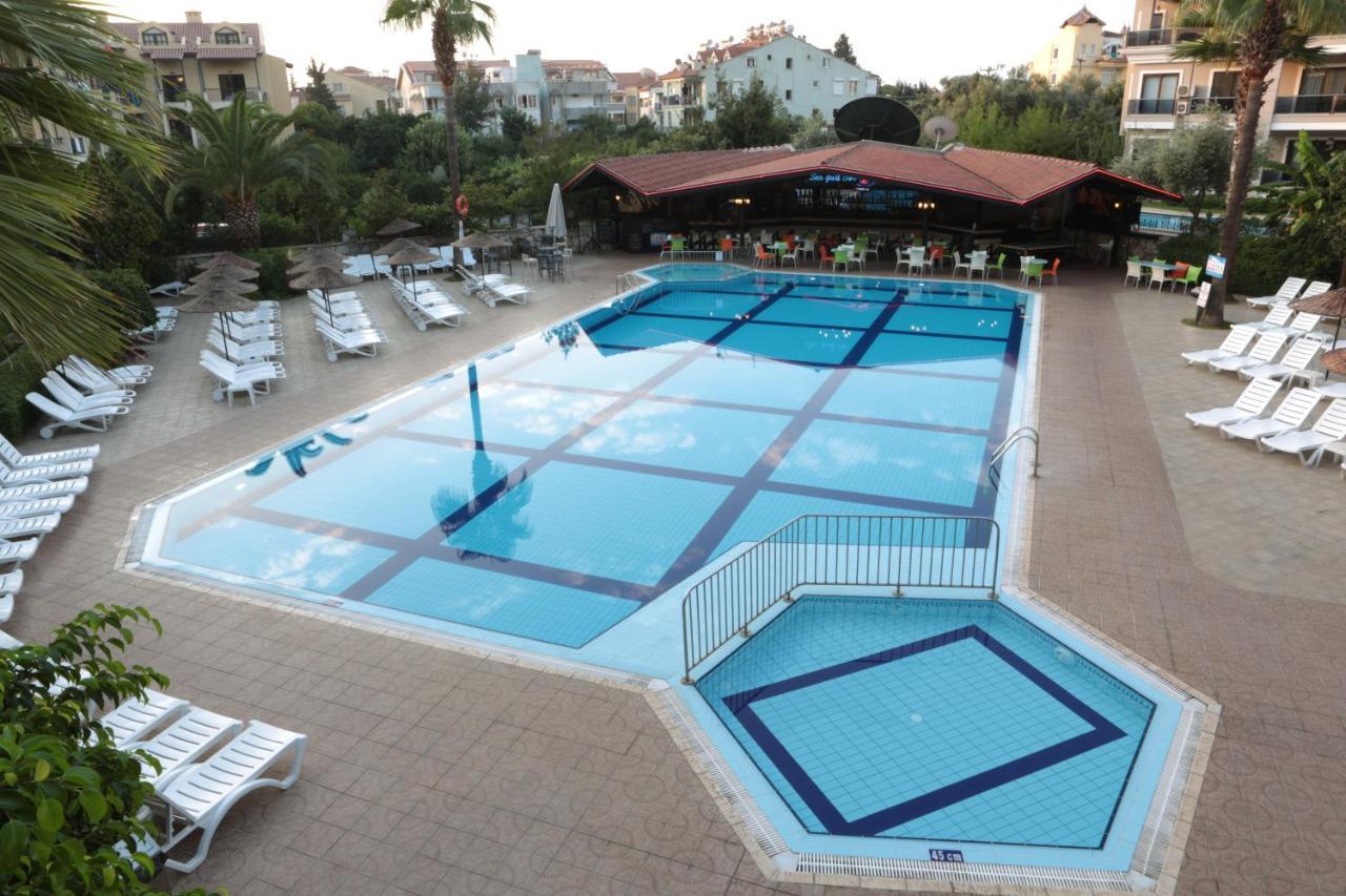 Club Turquoise Aparthotel
