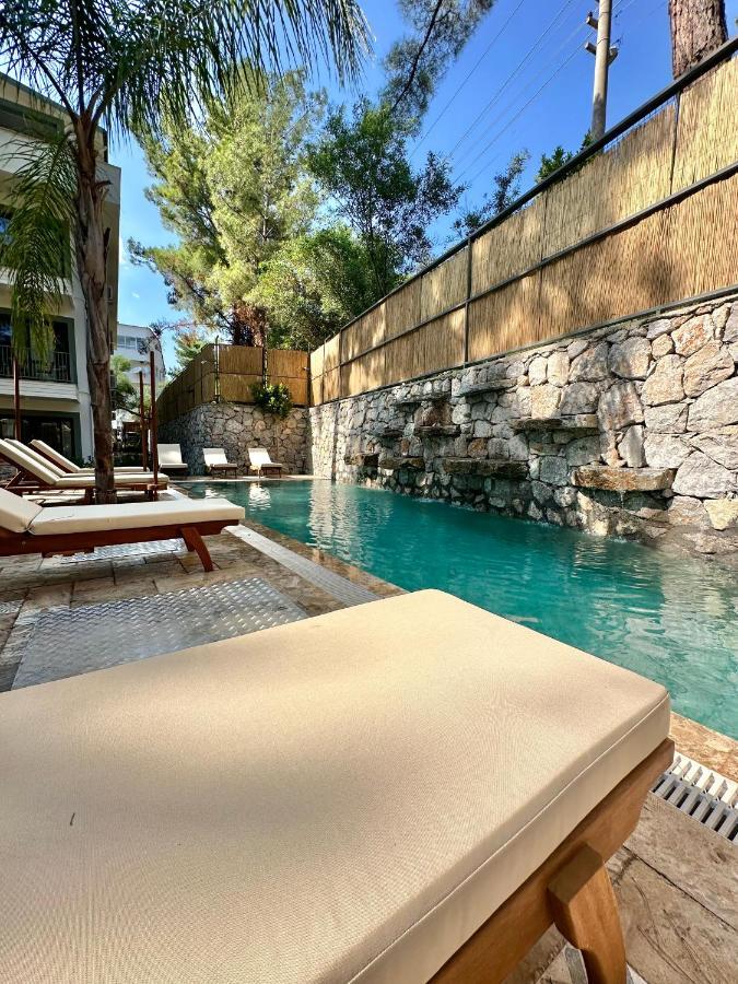 Esmahan Forest And Pool By Zehra Apartamento