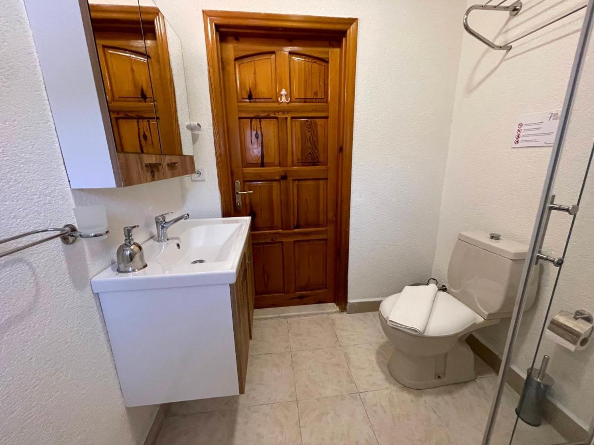 Bed & Breakfast 7 Oda Soeguet *