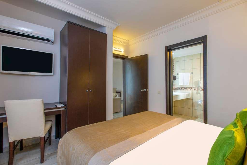 Hotel Bay