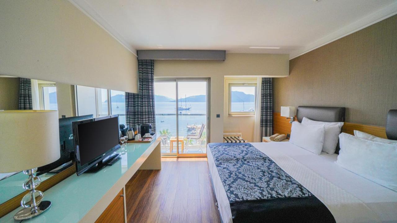 Cettia (adults Only) 4*