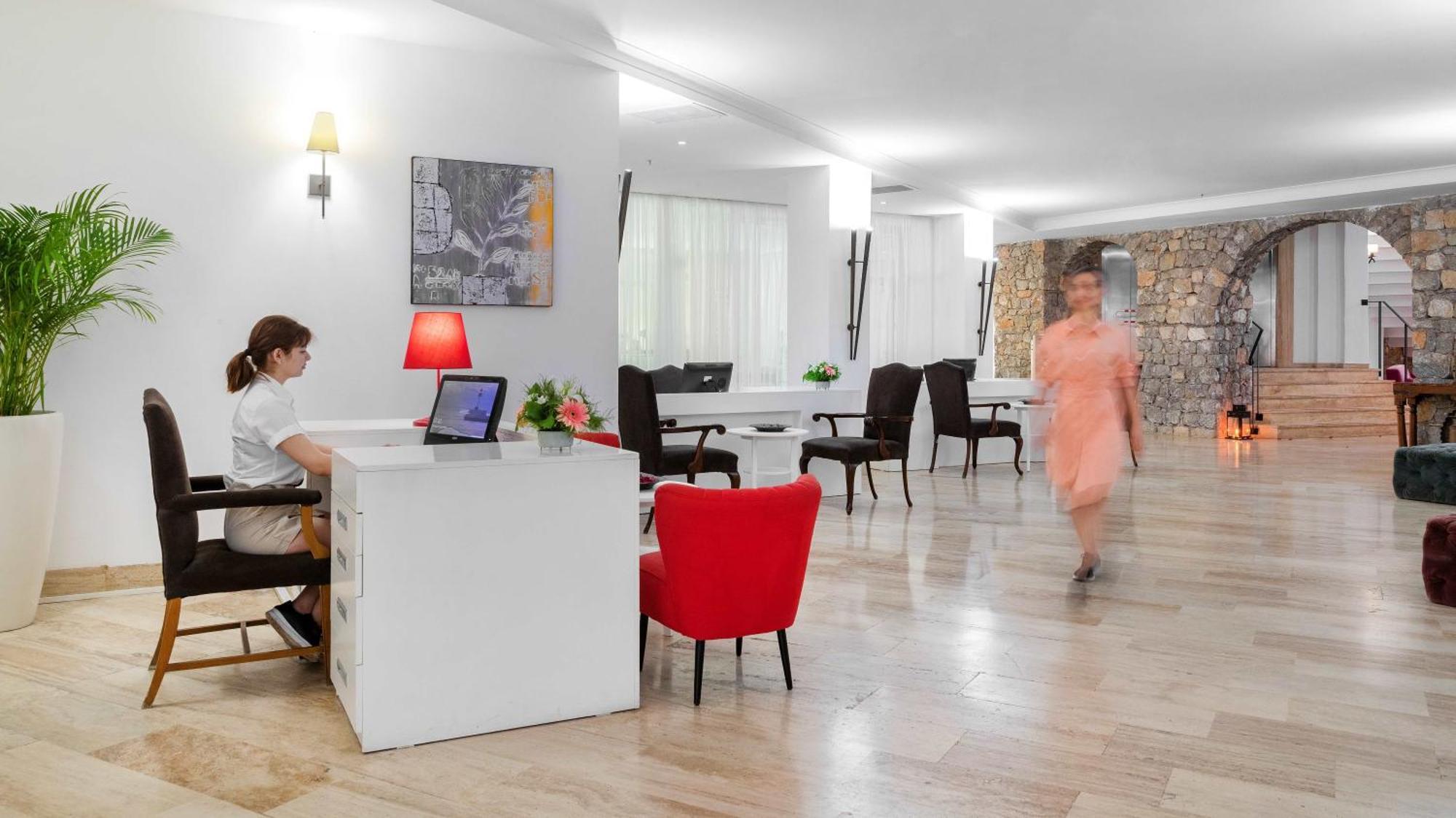 Marti La Perla - Adult Only+16 Marmaris
