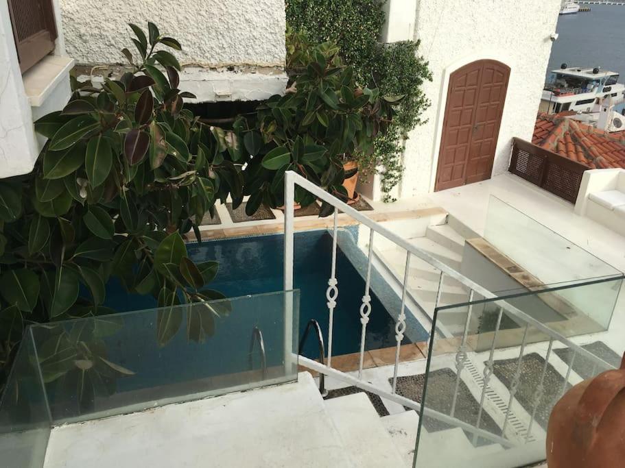 Castle81homes Pink - Sea View House Apartment *