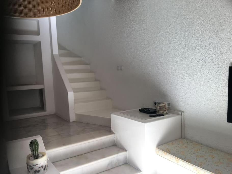 Castle81homes Pink - Sea View House Apartment
