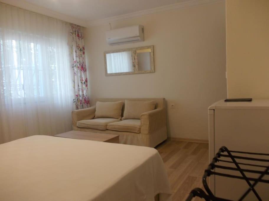 Ide Apartment