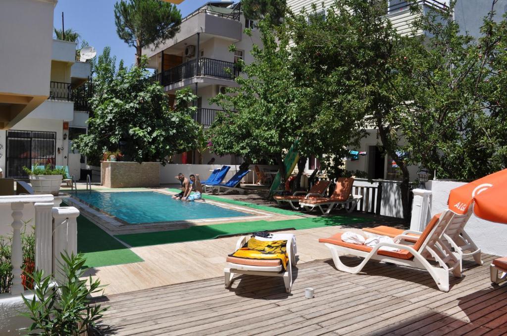 Marlin Apart Aparthotel 2*