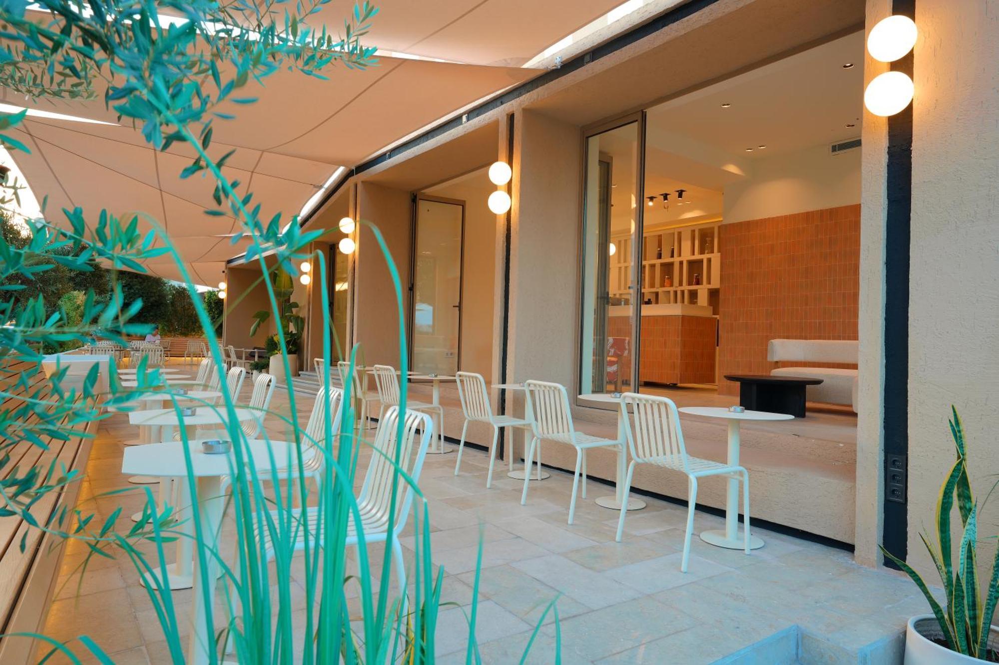Aparthotel House Of