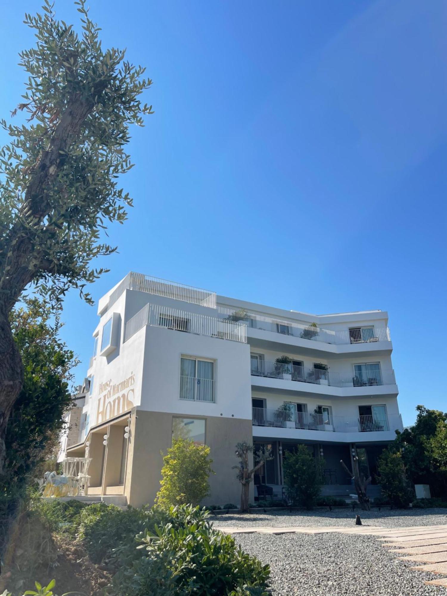 Aparthotel House Of *