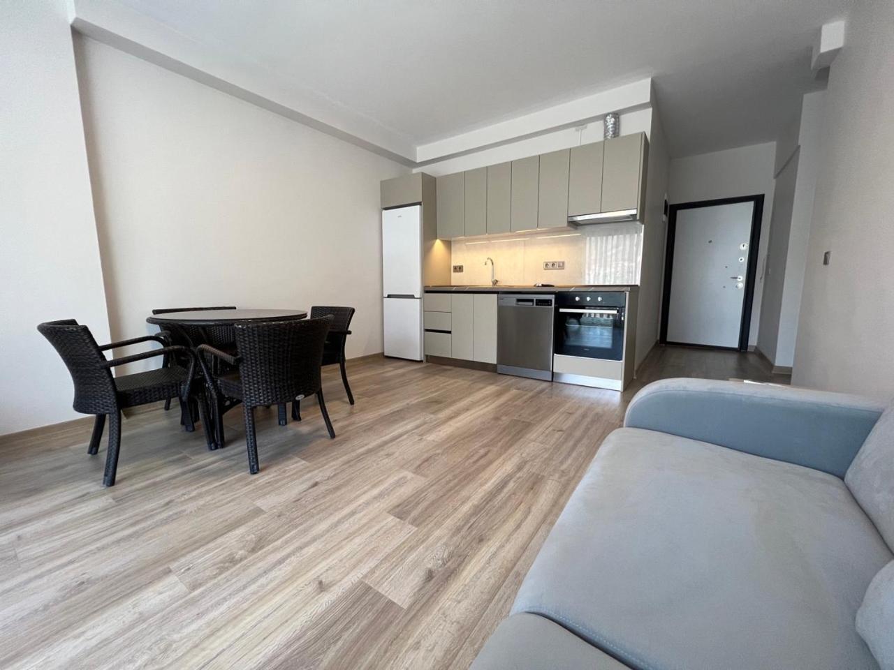 Apartment White Icmeler *