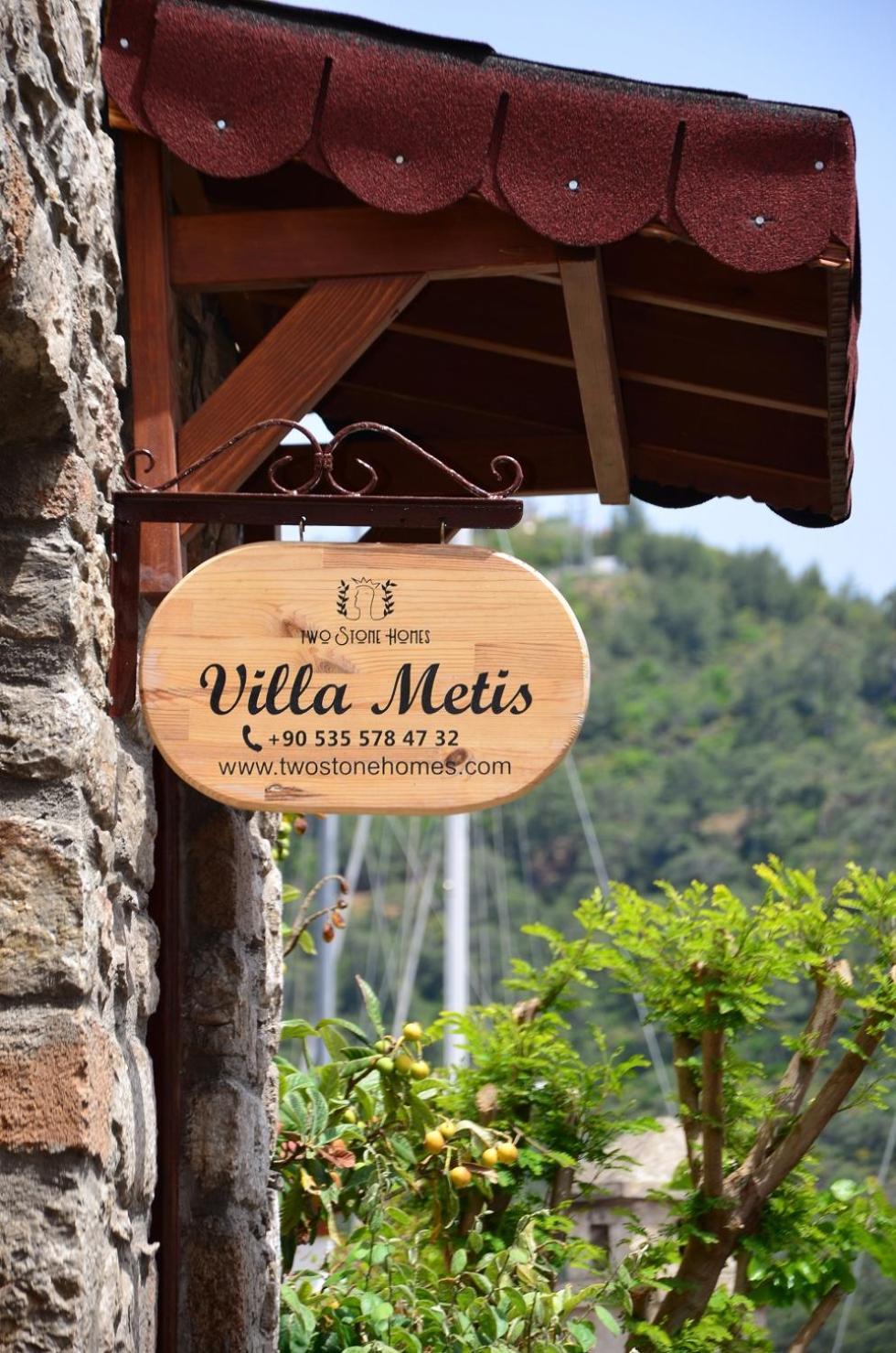 Two Stone Homes Metis Villa *