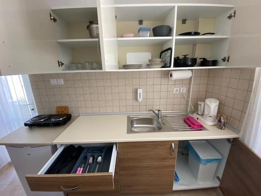 Fa&ber Homes *