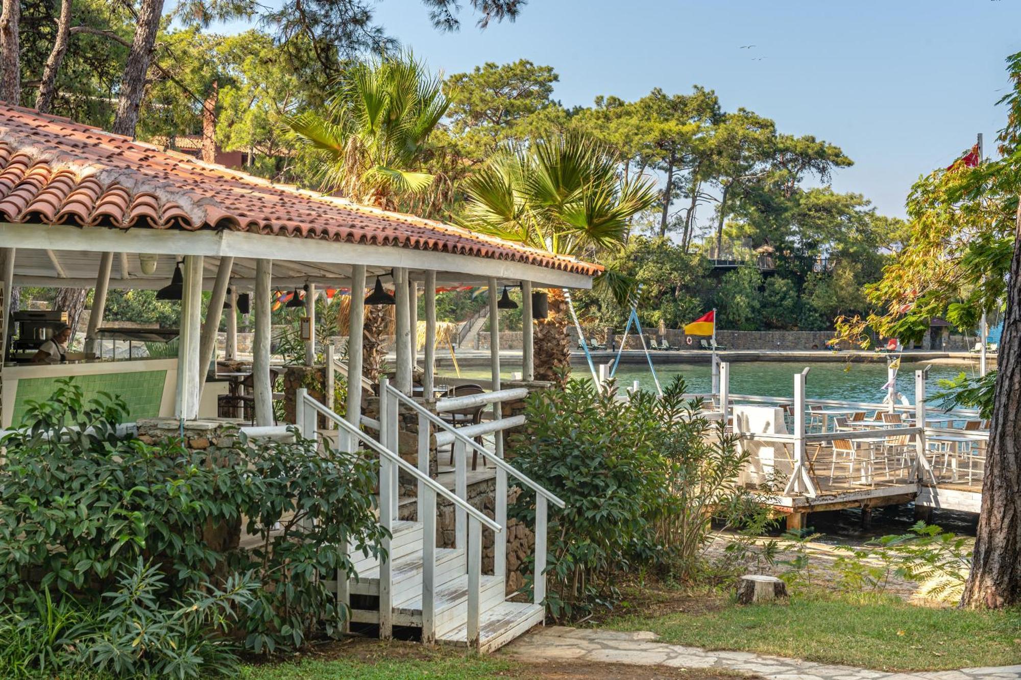 Bay - Adults Only 5*