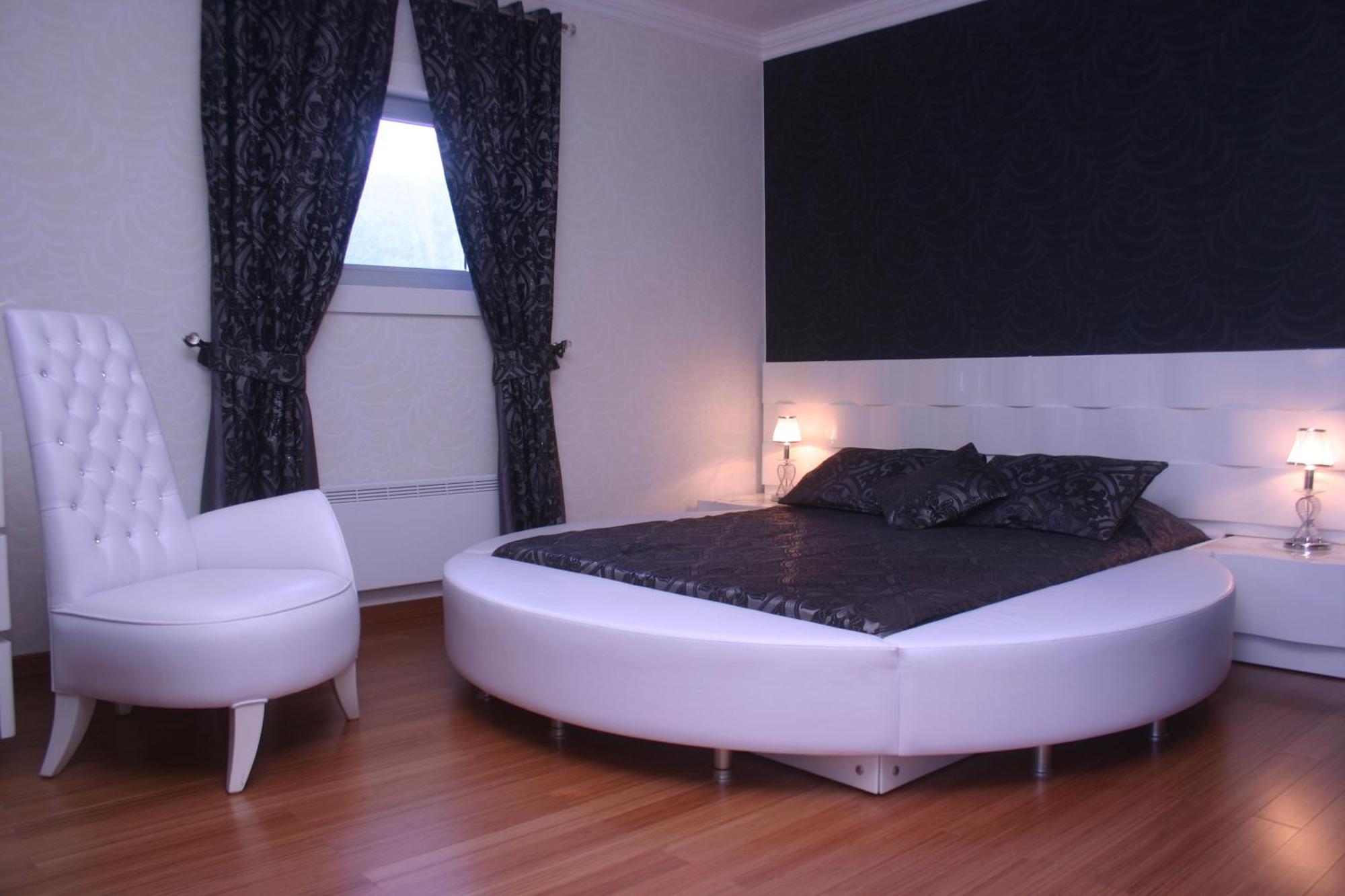 Hotel Devamli 3*