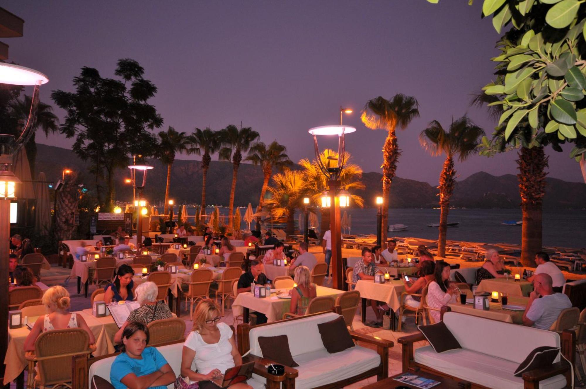 Hotel Maris