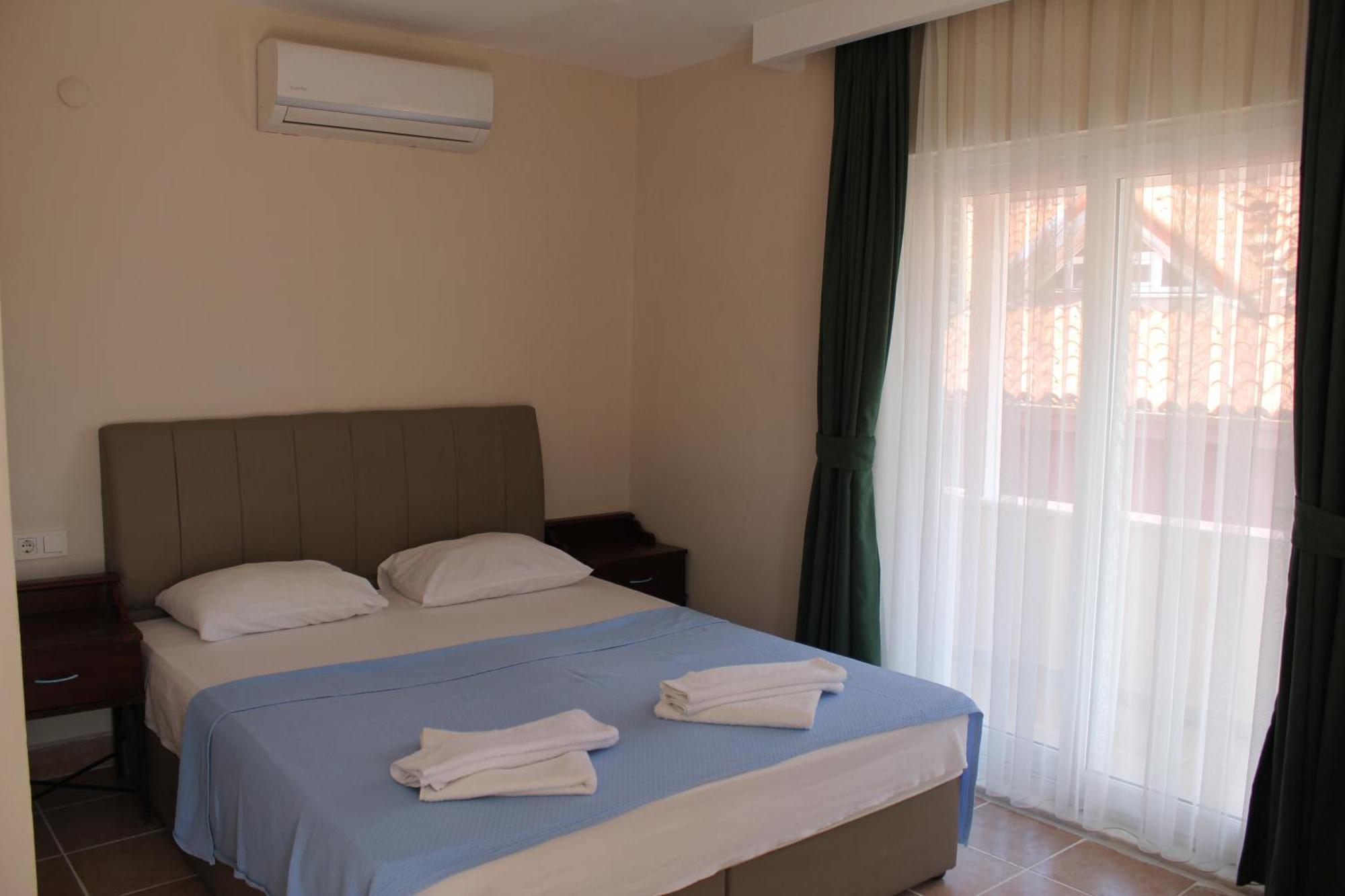 Aparthotel Selenya