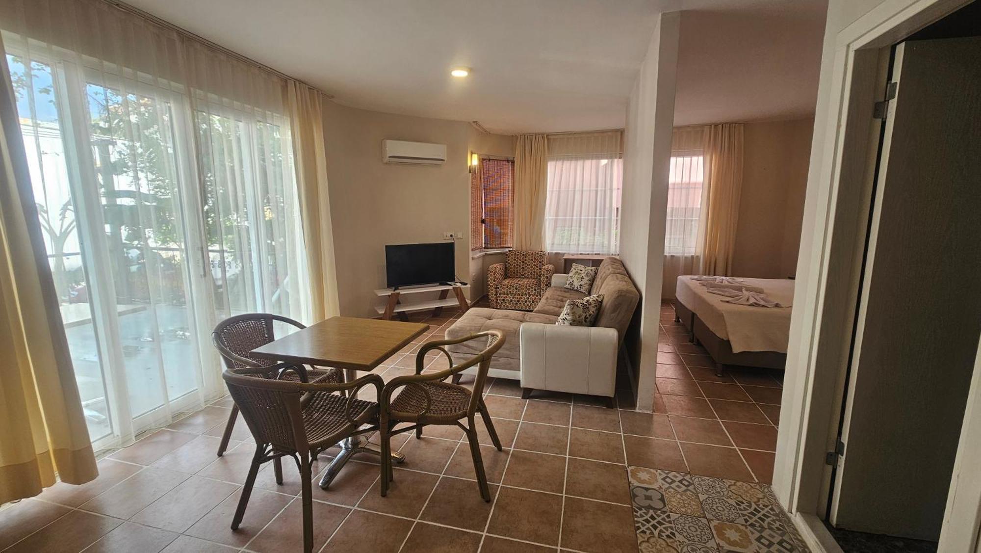 Selenya Aparthotel Marmaris
