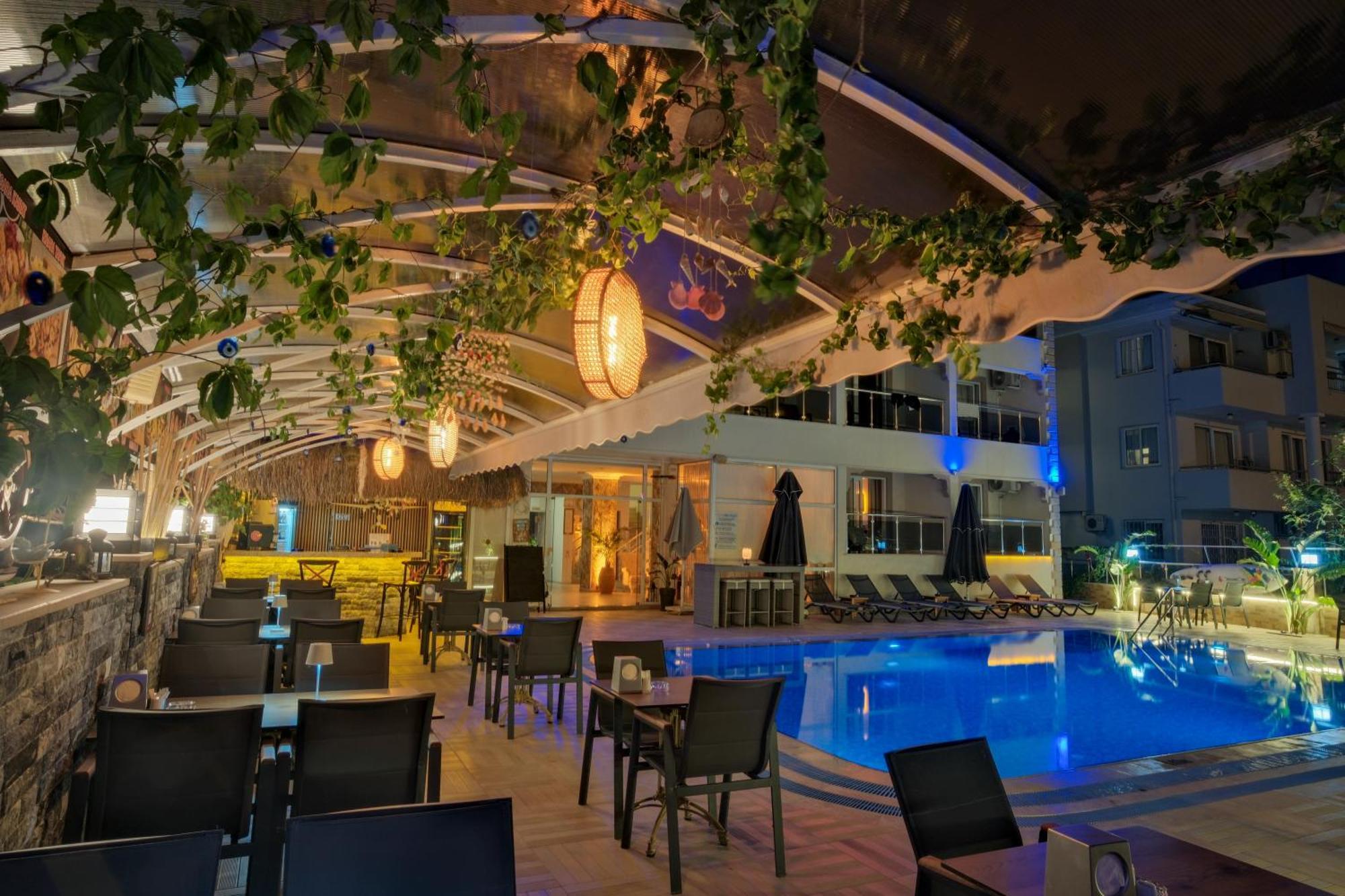 Hotel Moni