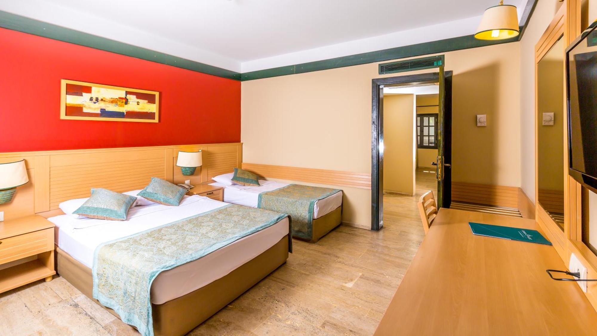 Grand Yazici Club Palace Resort 5*
