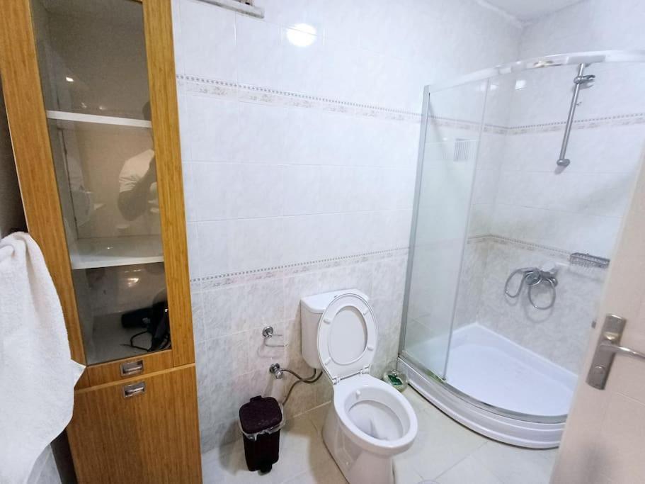 Limon Marmaris'de Oezel Havuzlu