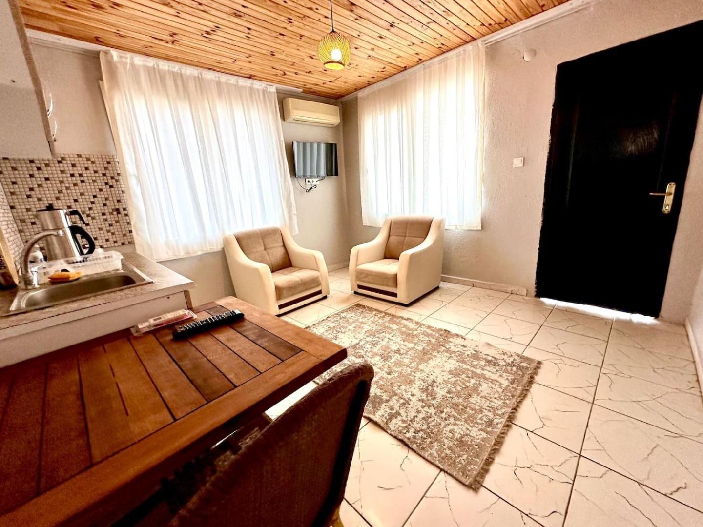Apartment Castabus Homes