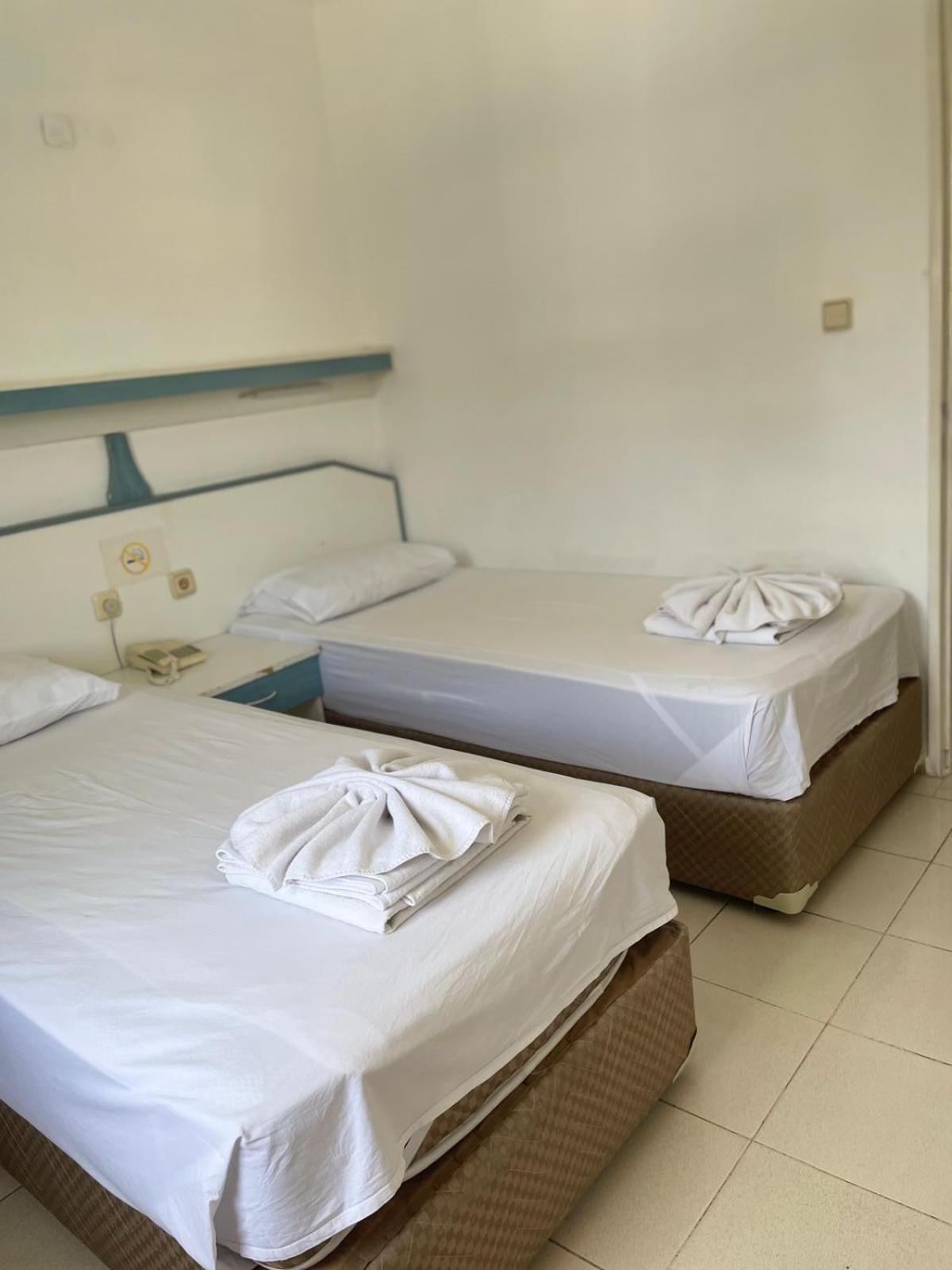 Aparthotel Atlantis 3*
