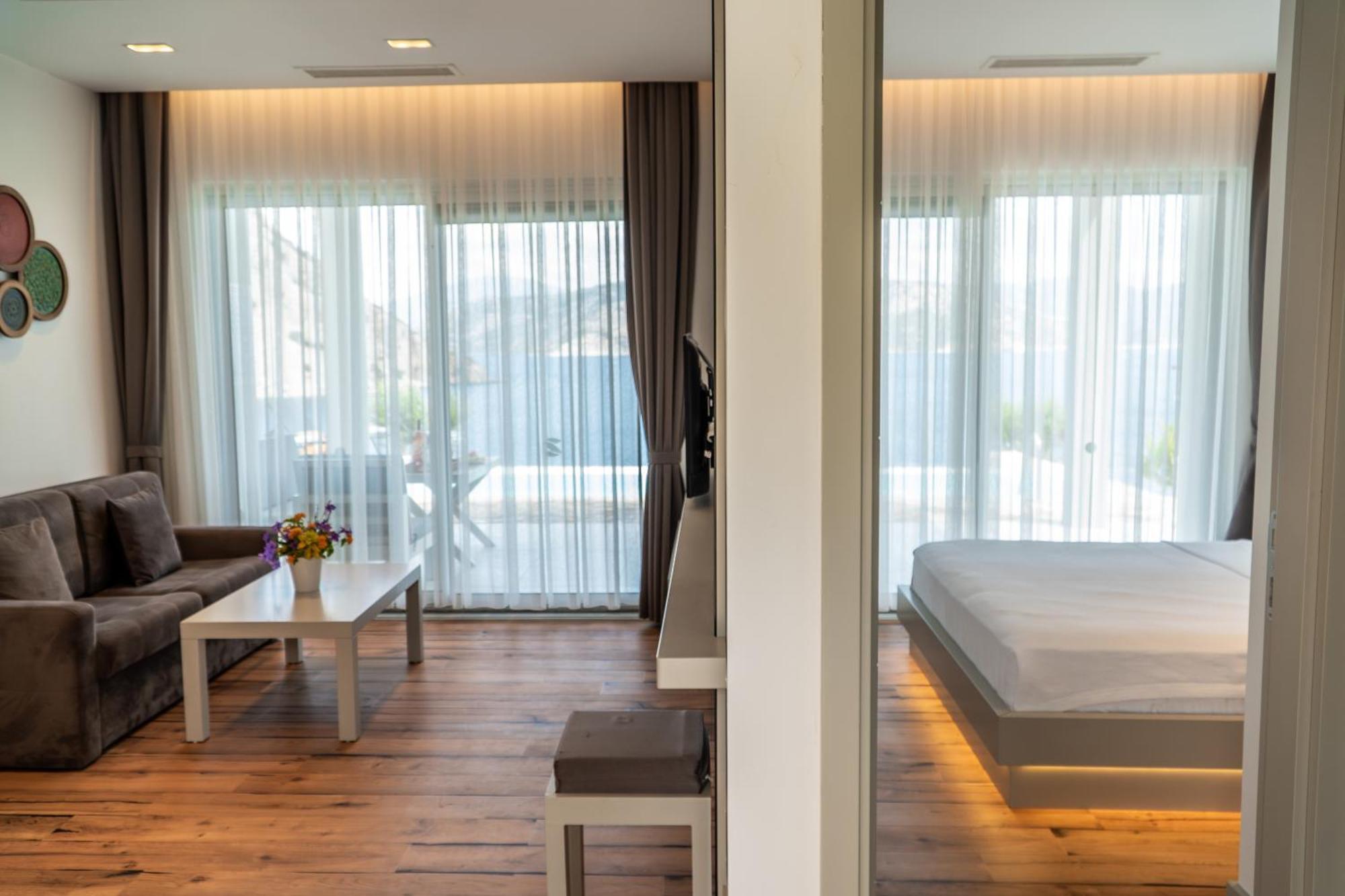 Z-villas Hotel