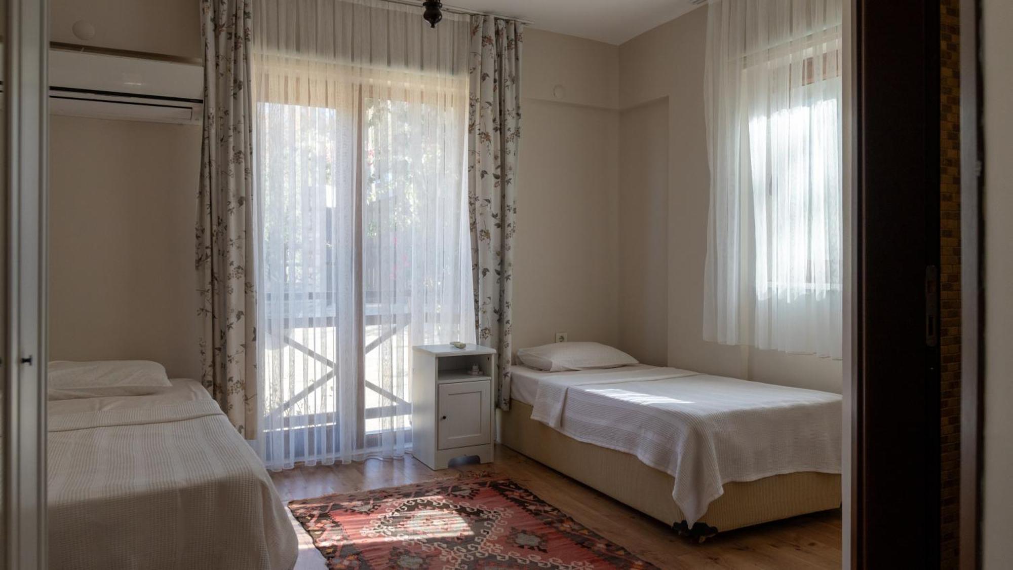 Villa Almond *