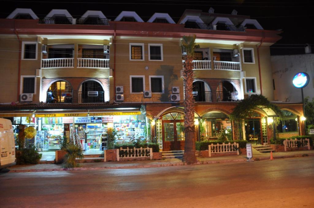 Aparthotel Maxwell Club 3*
