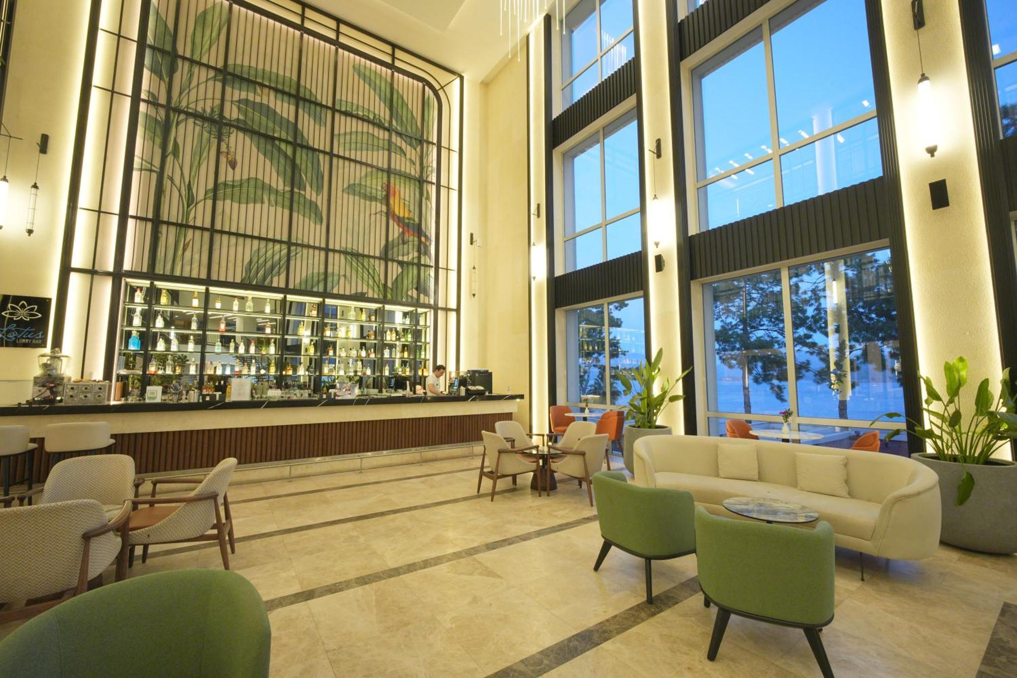 Hotel Orka Lotus