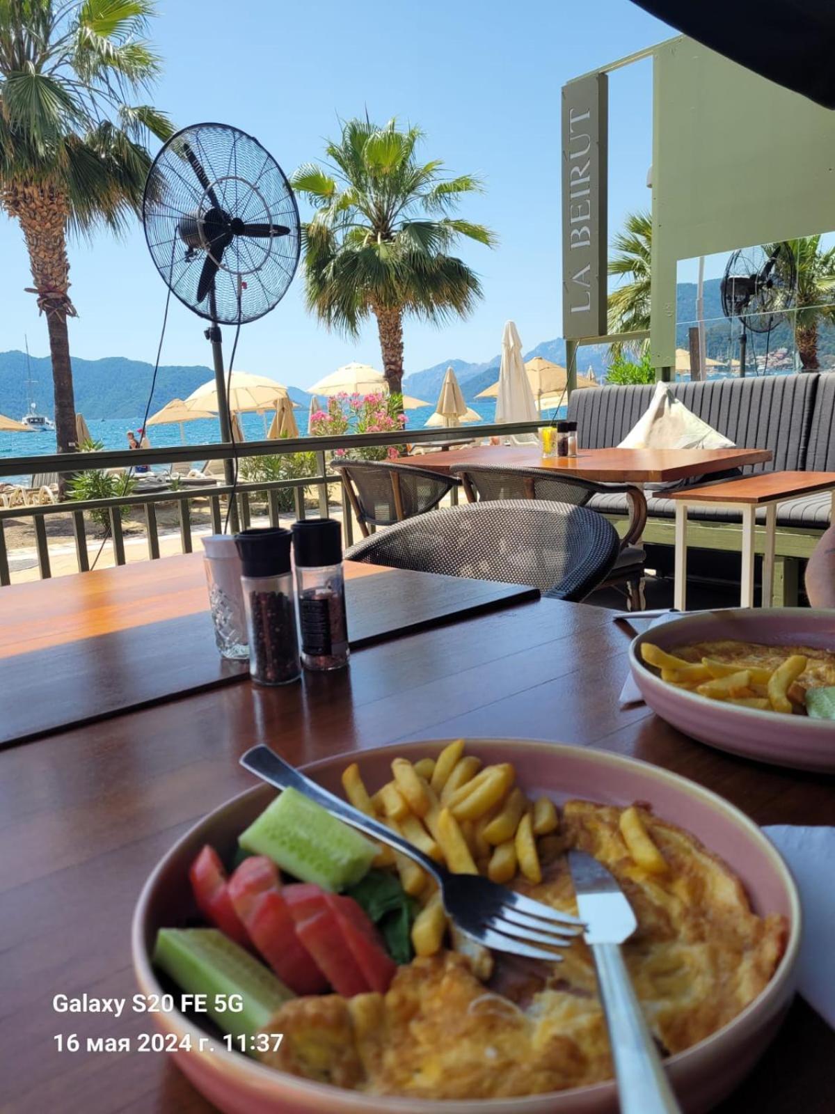 La - La Beiurut Marmaris
