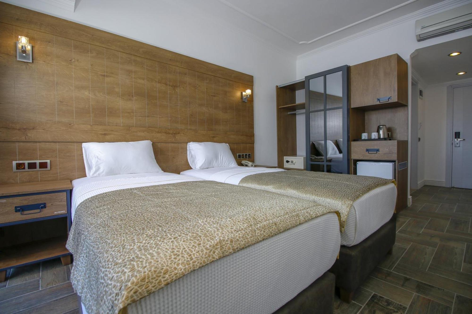 Hotel Aurasia