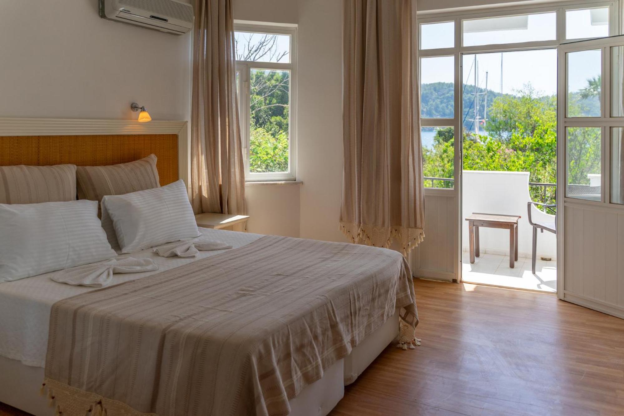 Hotel Chillos 3*