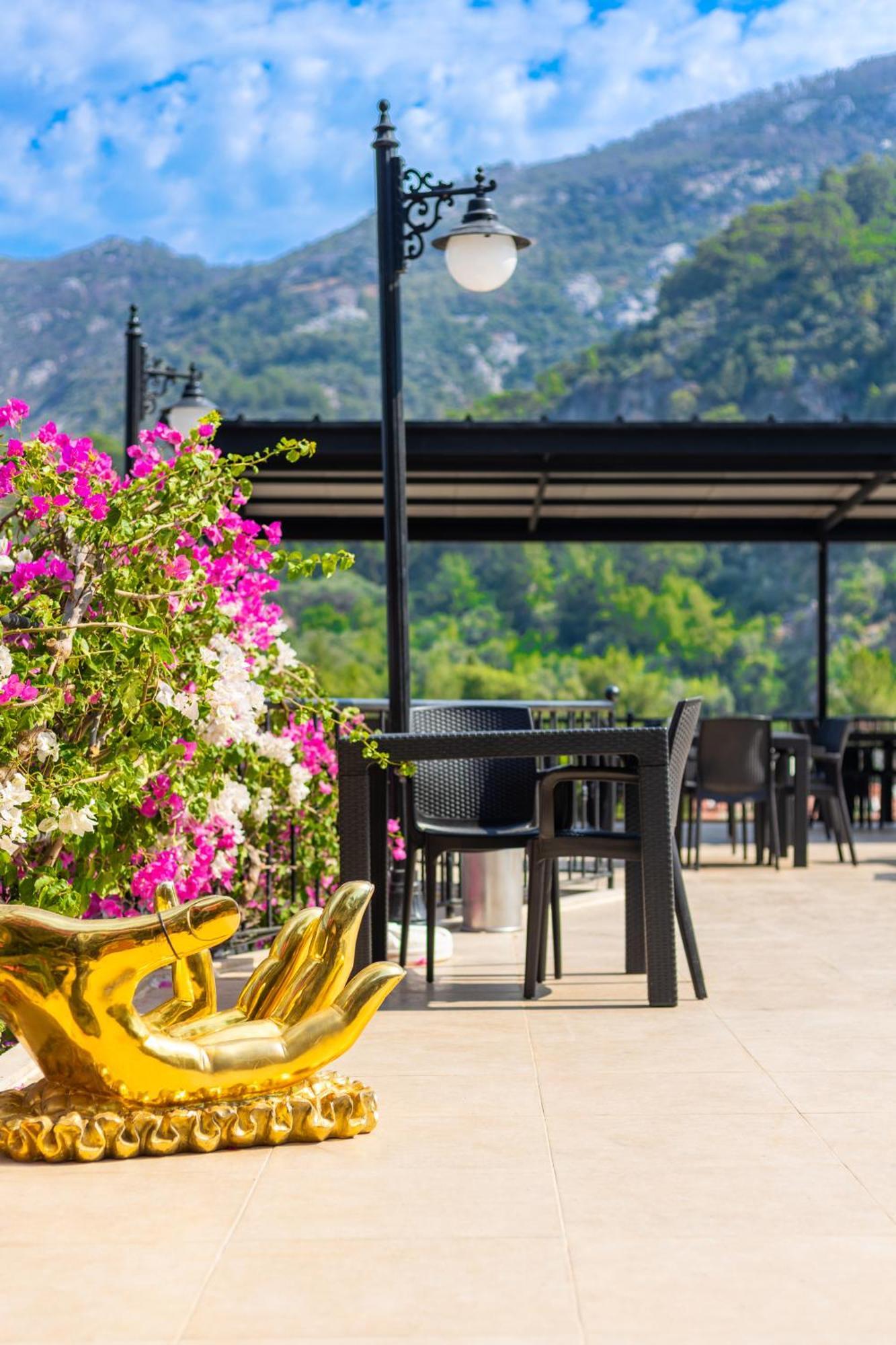 Leslion Turunc Hotel 3*
