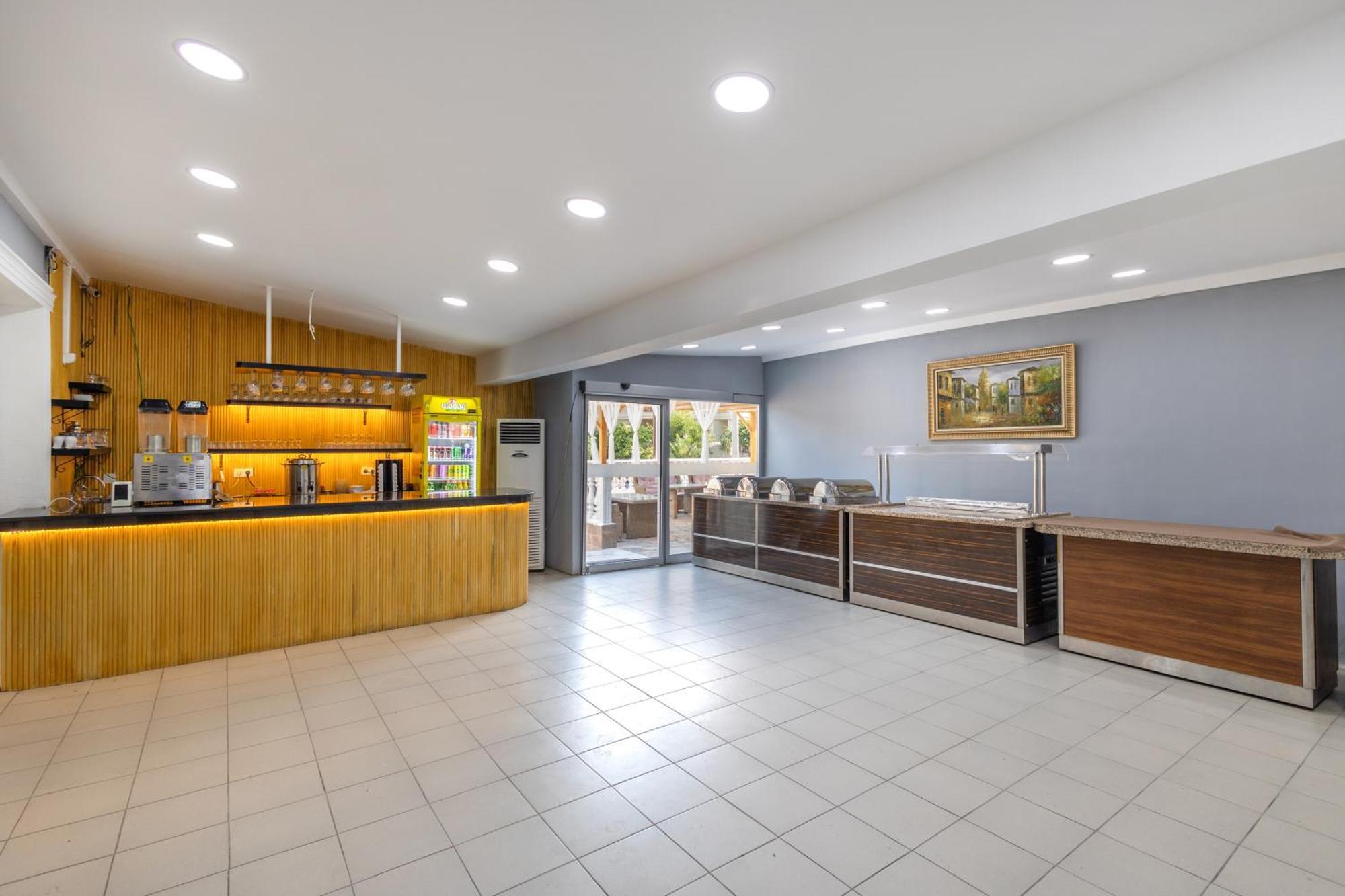 Hotel Leslion Turunc 3*