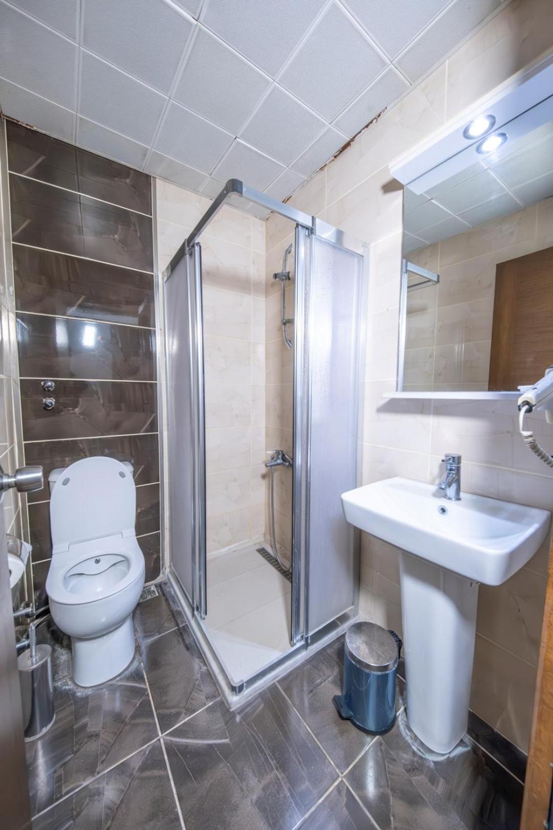 Apart Otel Marina