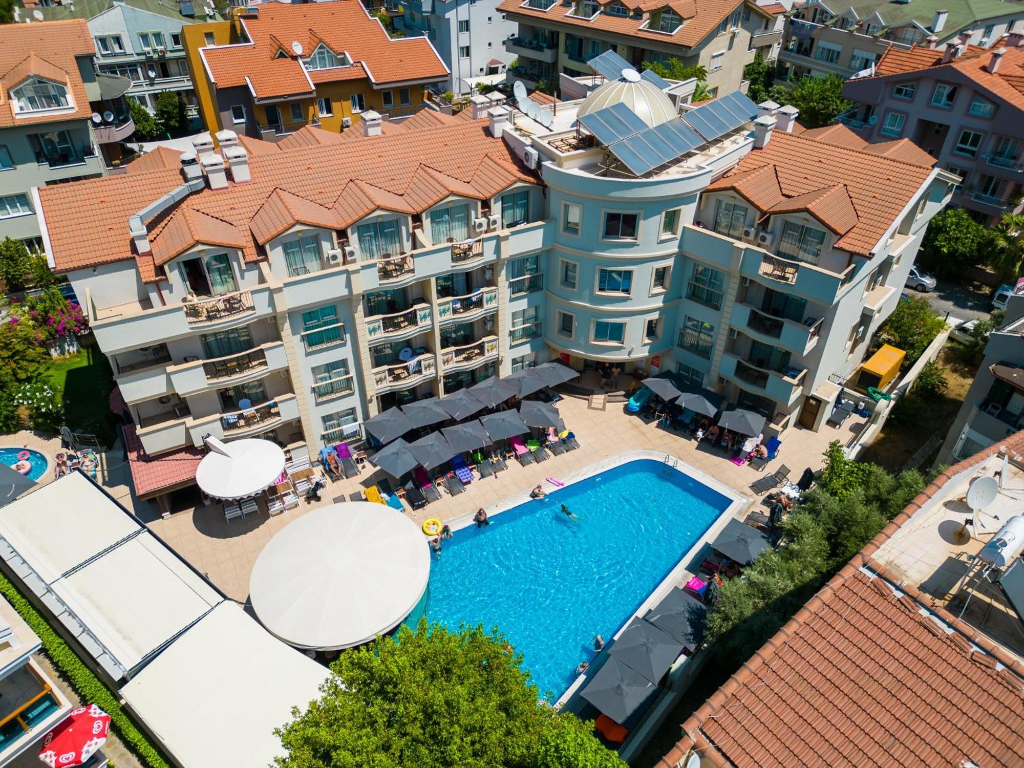 Club Karakas