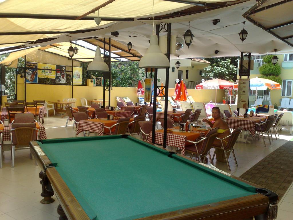 Club Sunset Aparthotel 3*