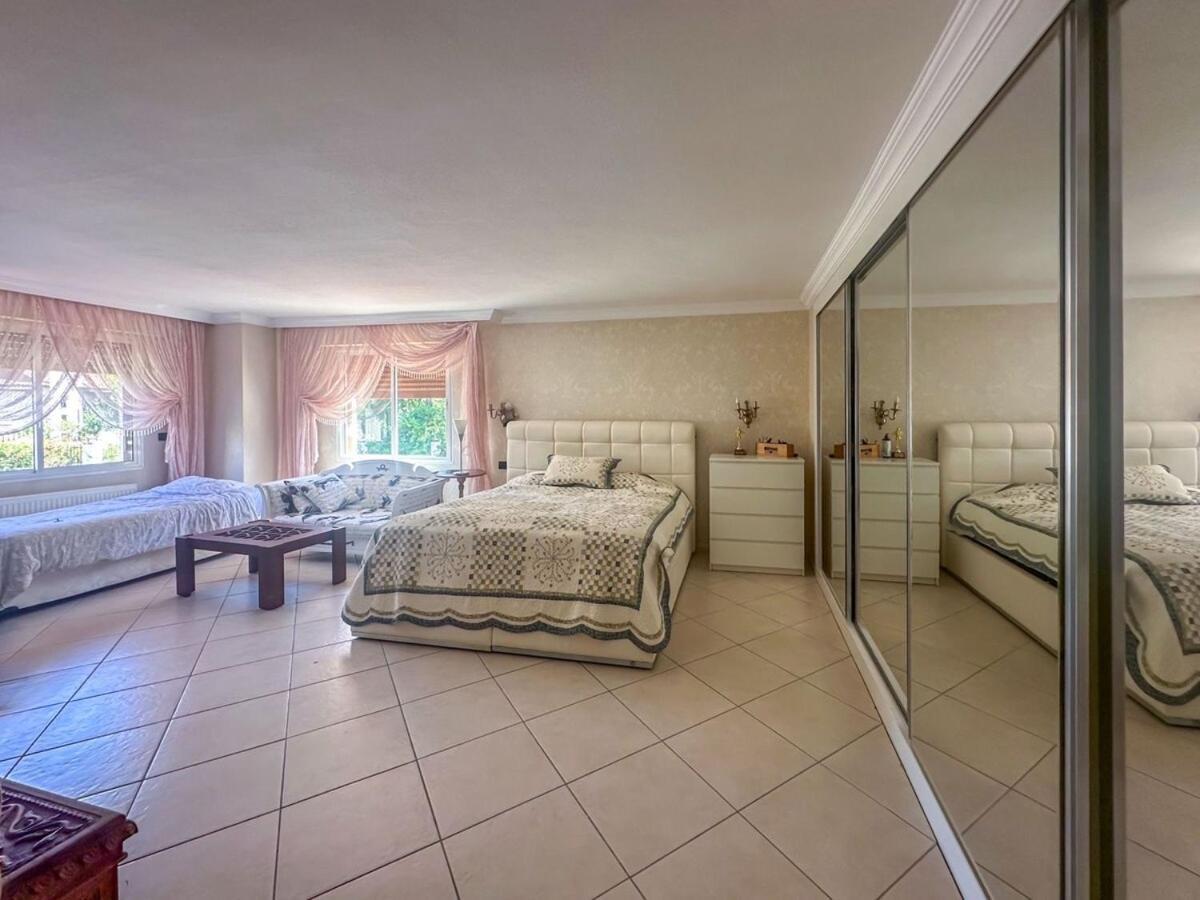 Oezel Huzurlu Villa Marmaris