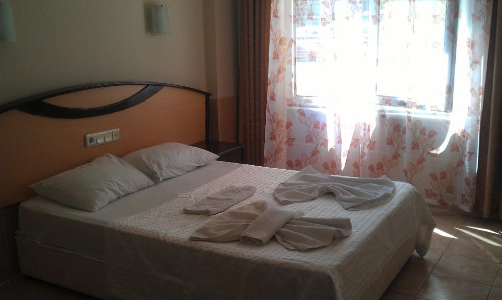 Aparthotel Basils 2*