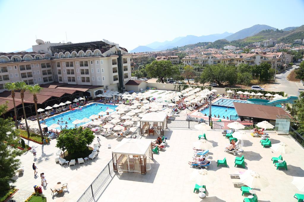 Julian Club Hotel