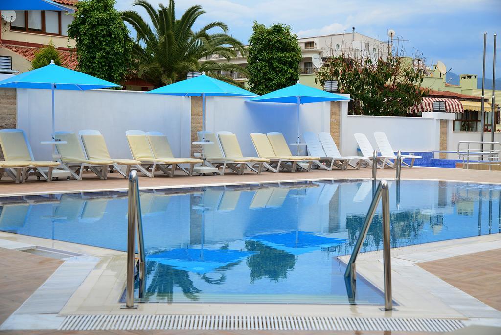 Acomodação com café da manhã  Banu Luxury Marmaris