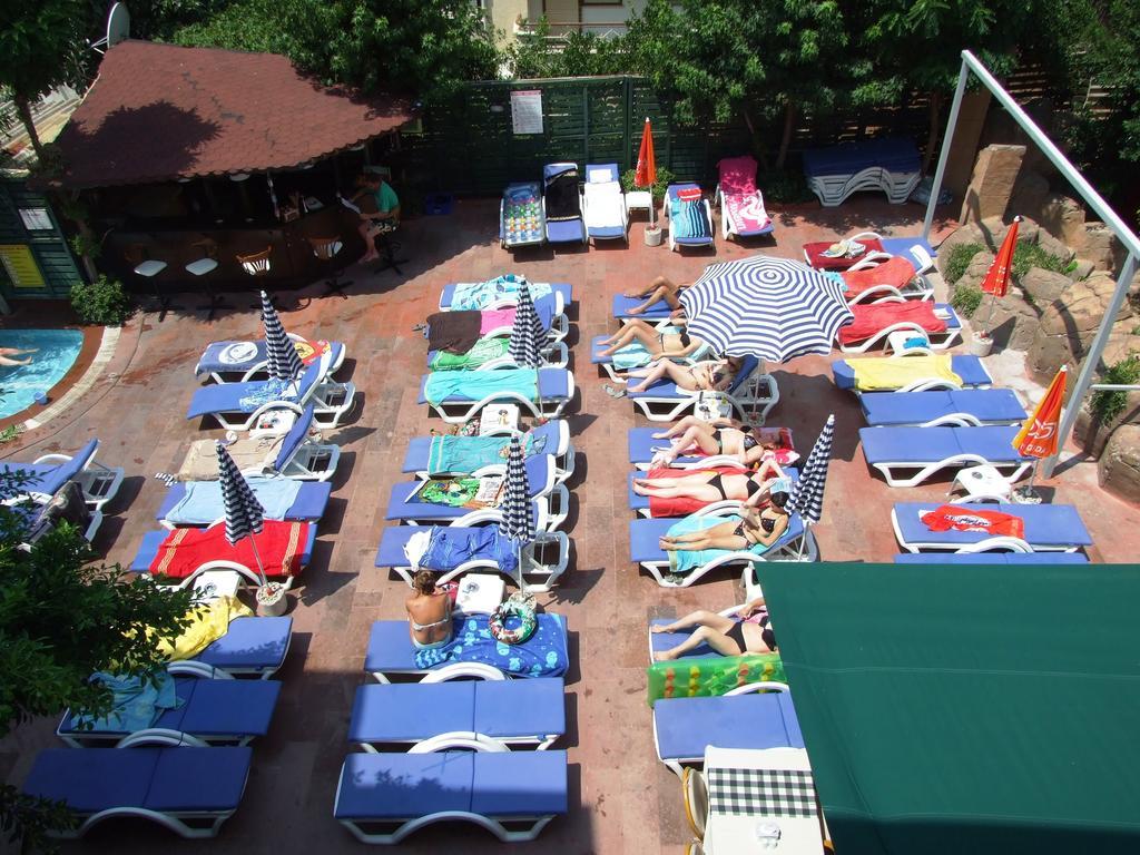 Hotel Blue Lagoon 2*