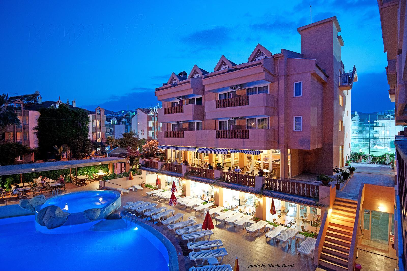 Otel Begonville (adults Only) 3*