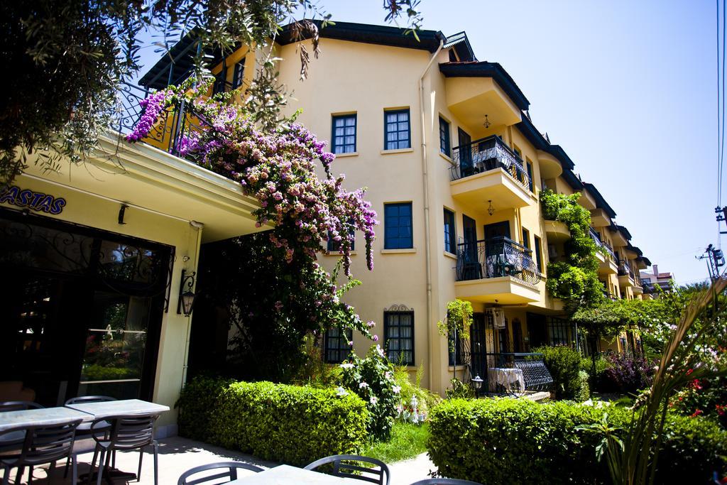 Aparthotel T&g 3*