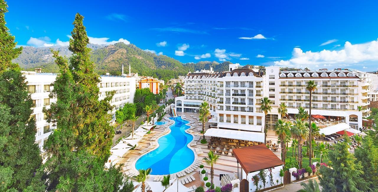 Sunconnect Grand Ideal Premium Hotel