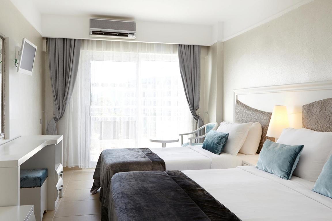 Hotel Sunconnect Grand Ideal Premium