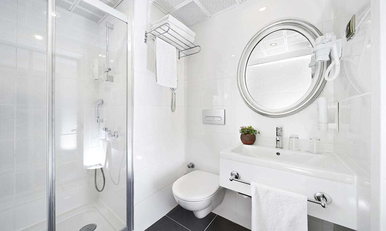 Sunconnect Grand Ideal Premium Hotel