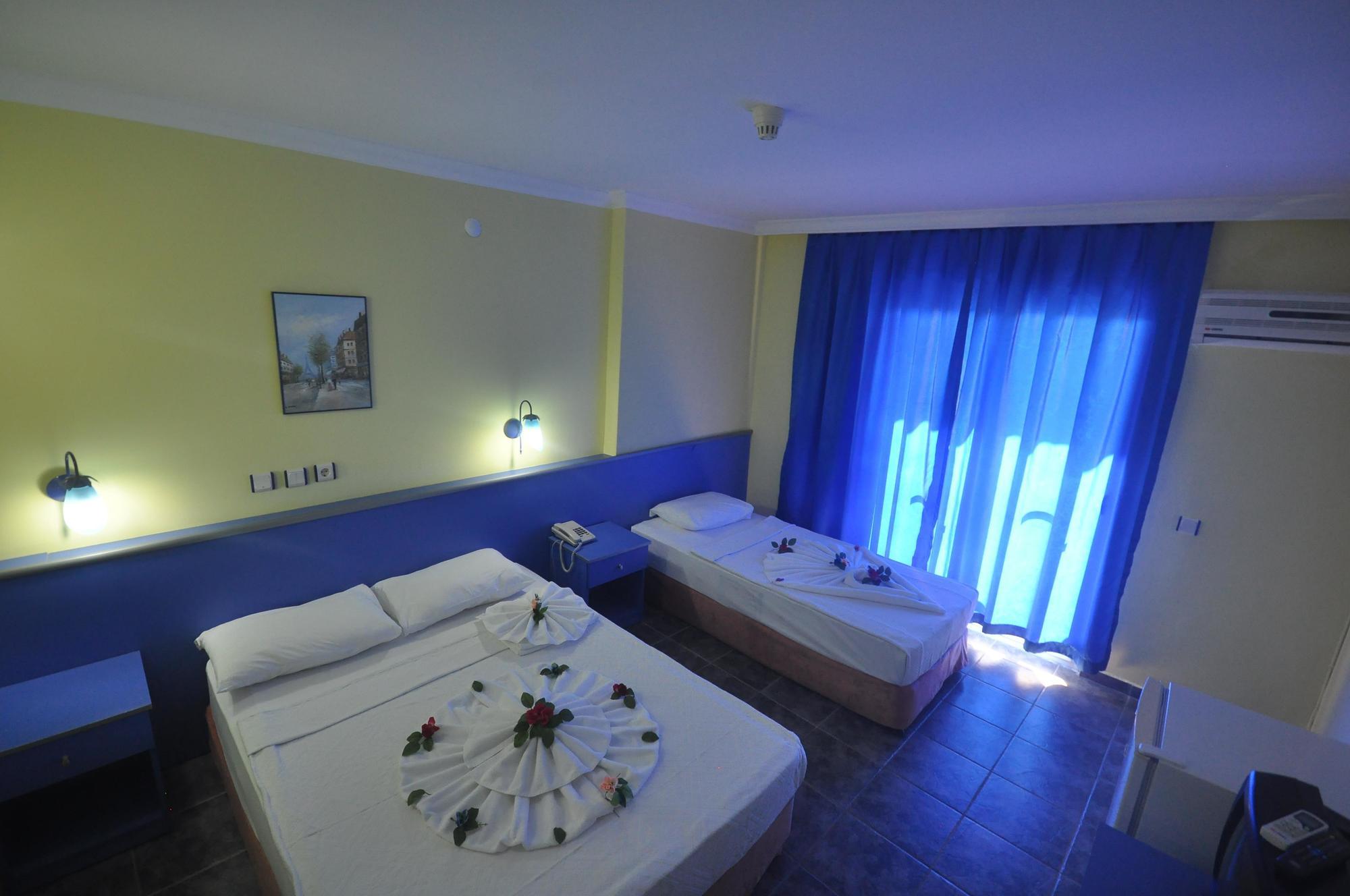 Hotel Sea Center 2*