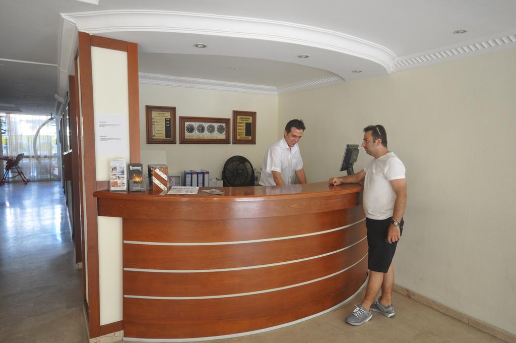 Sun Maris Hotel 2*
